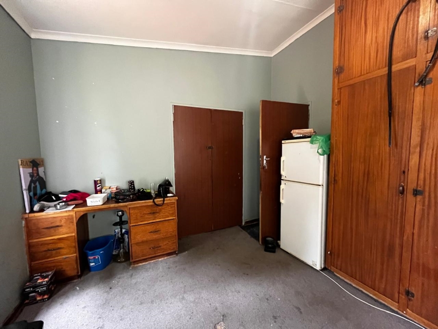 10 Bedroom Property for Sale in Brandwag Free State